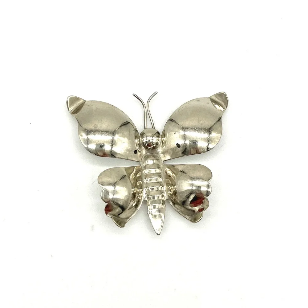 Vintage Butterfly Brooch Pin Shiny Silver Tone Insect Statement‎ Jewelry
